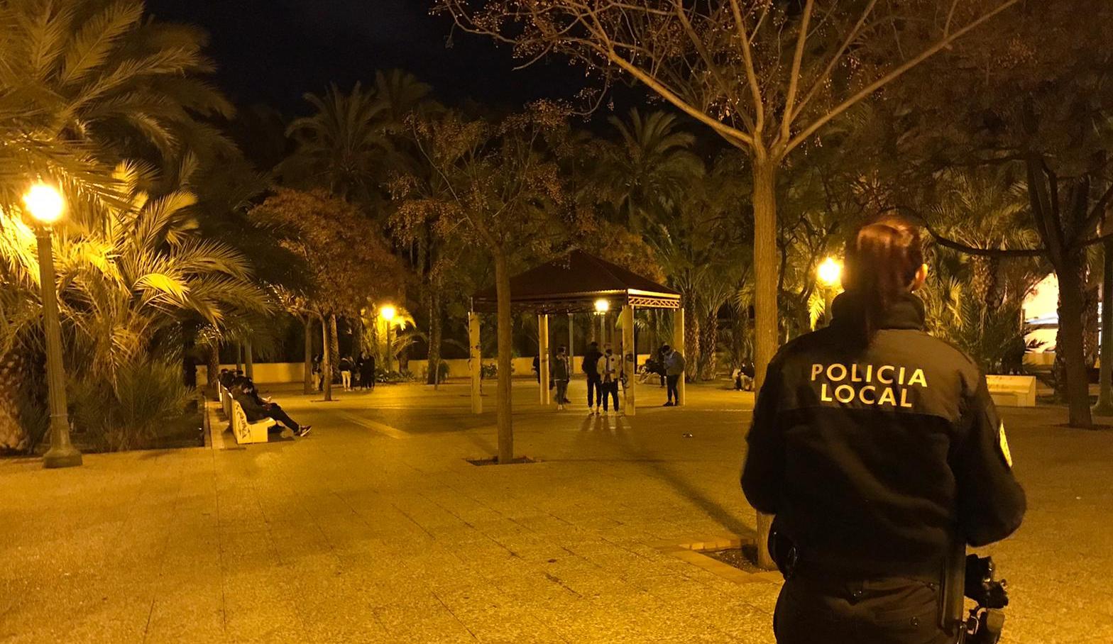 policia-elche-vigilancia-movilidad-parques-consumo