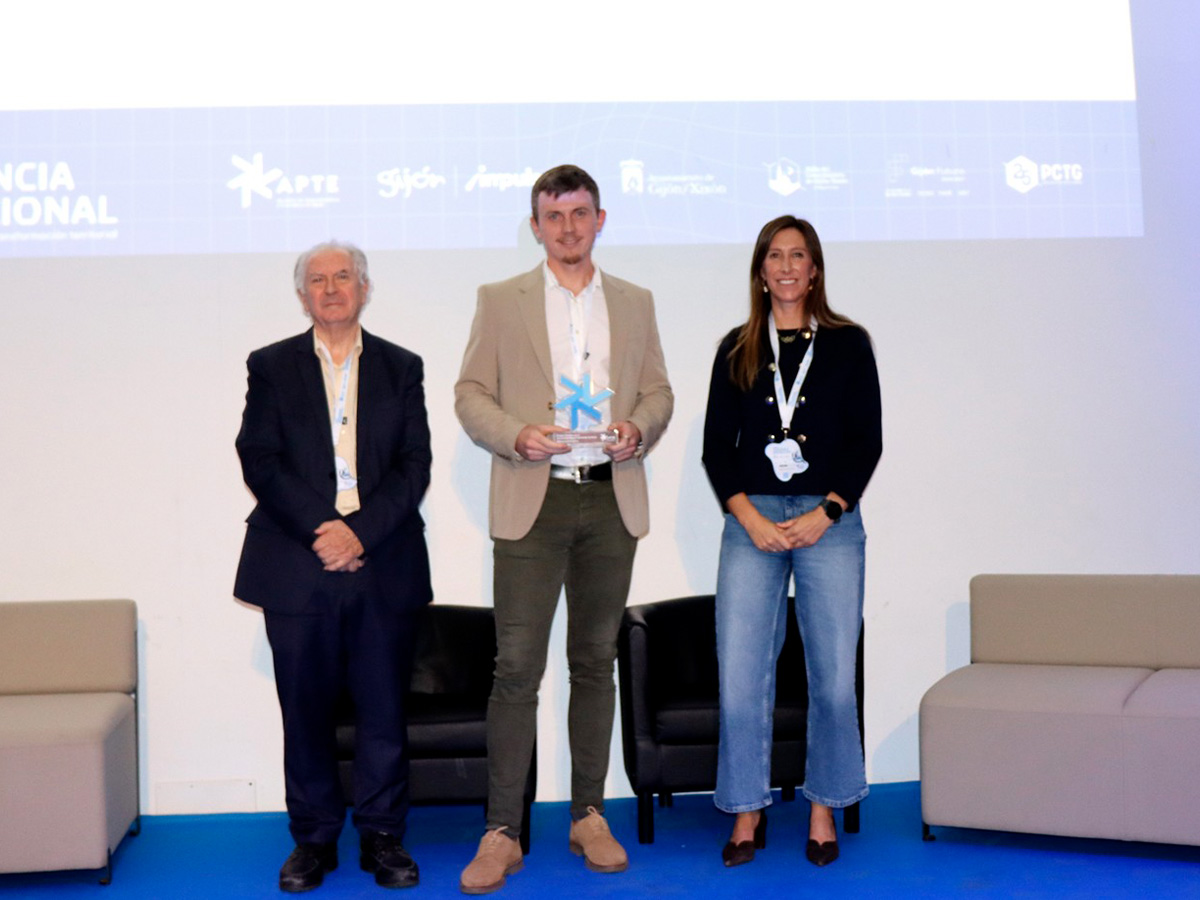 07-11-25-premio pcumh apte