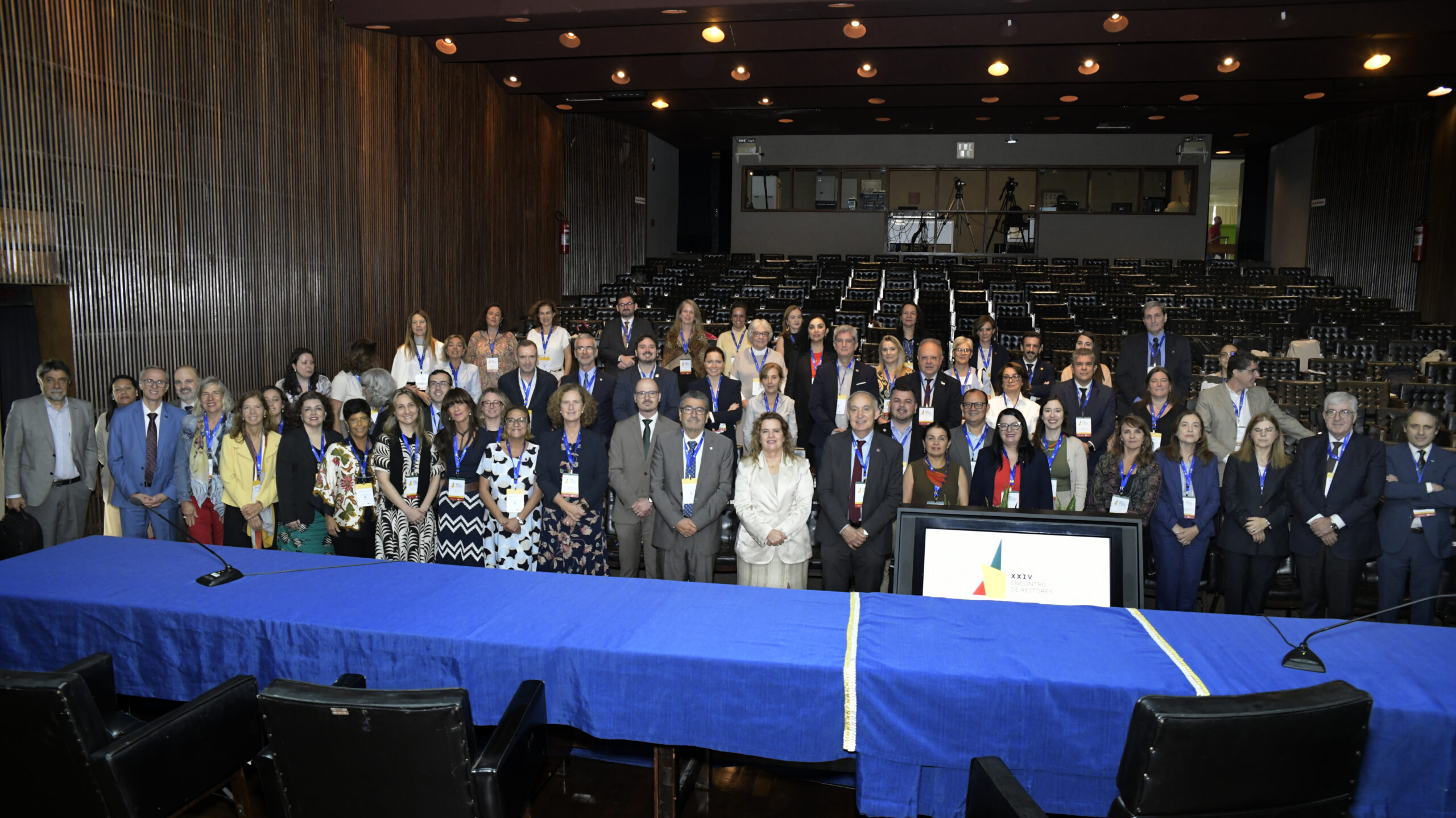 14-11-25-encuentro rectores