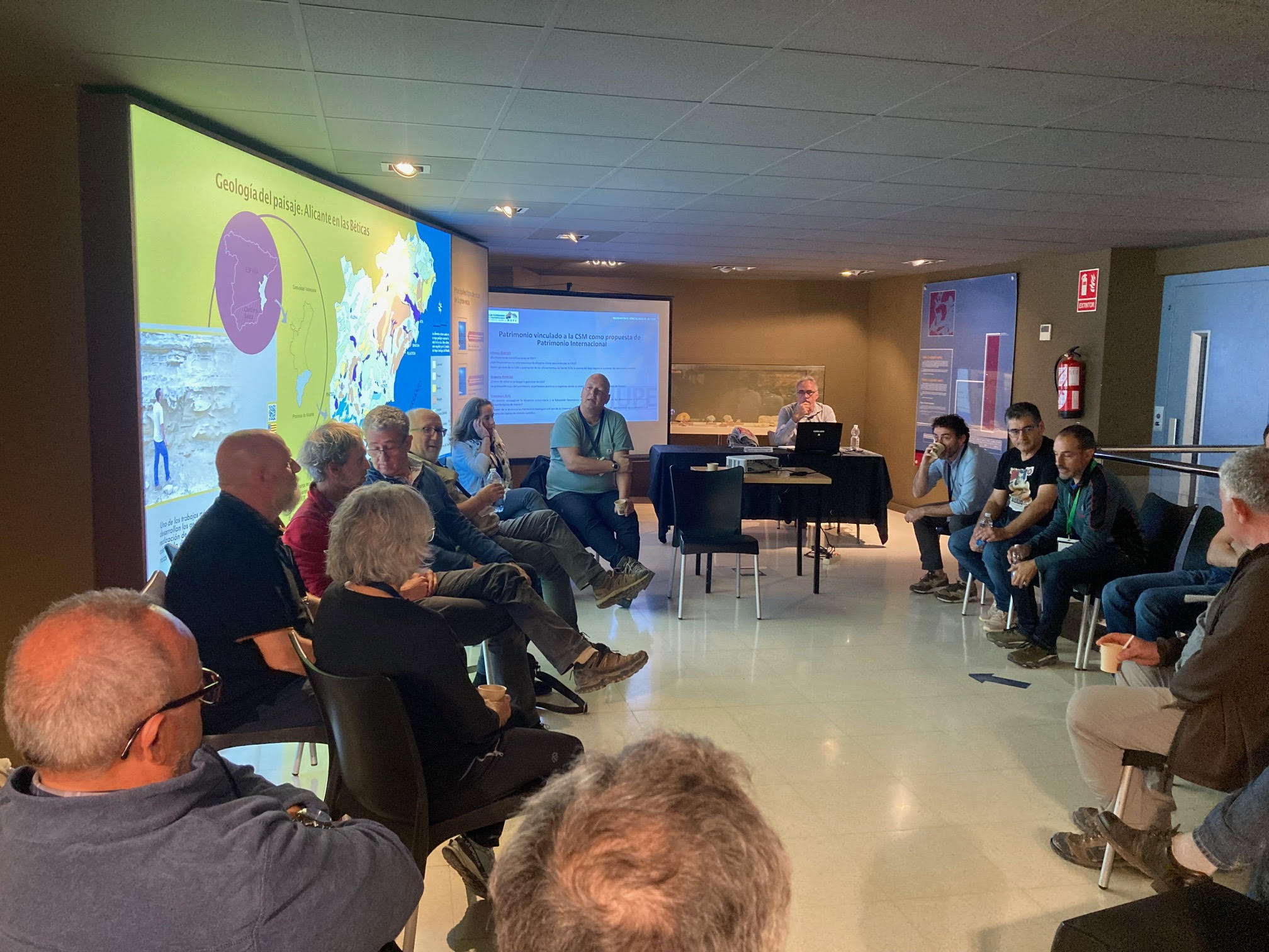 grupo_expertos02MUPE