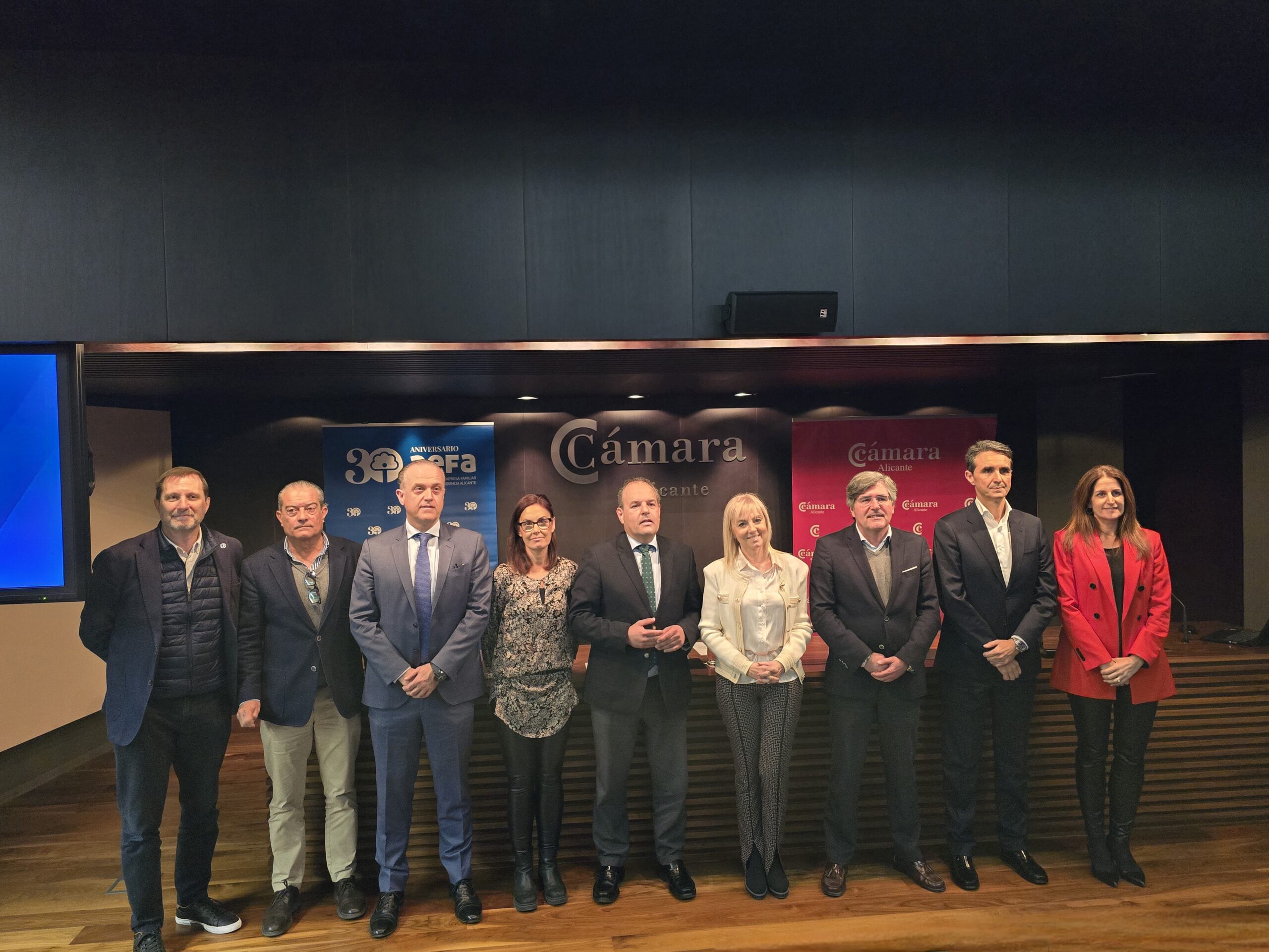 Autoridades patrocinadores y colaboradores de la VII Gala del Club de Empresas Centenarias