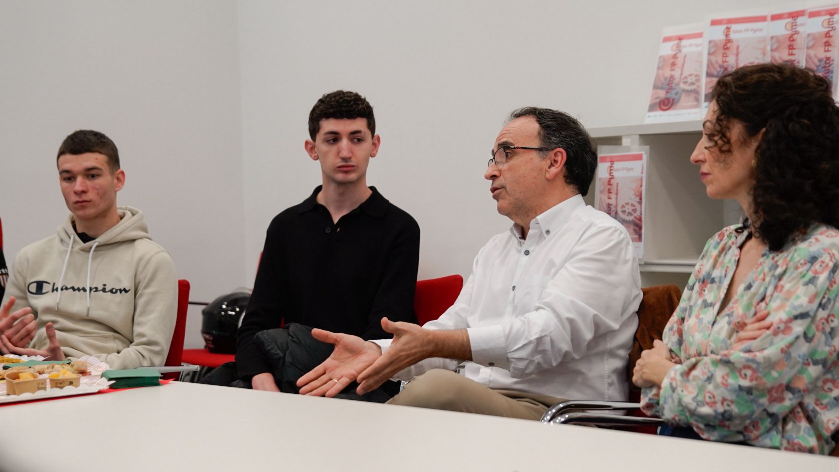 Primer encuentro entre pymes y centros formativos del Programa Apoyo al Tutor de FP Dual