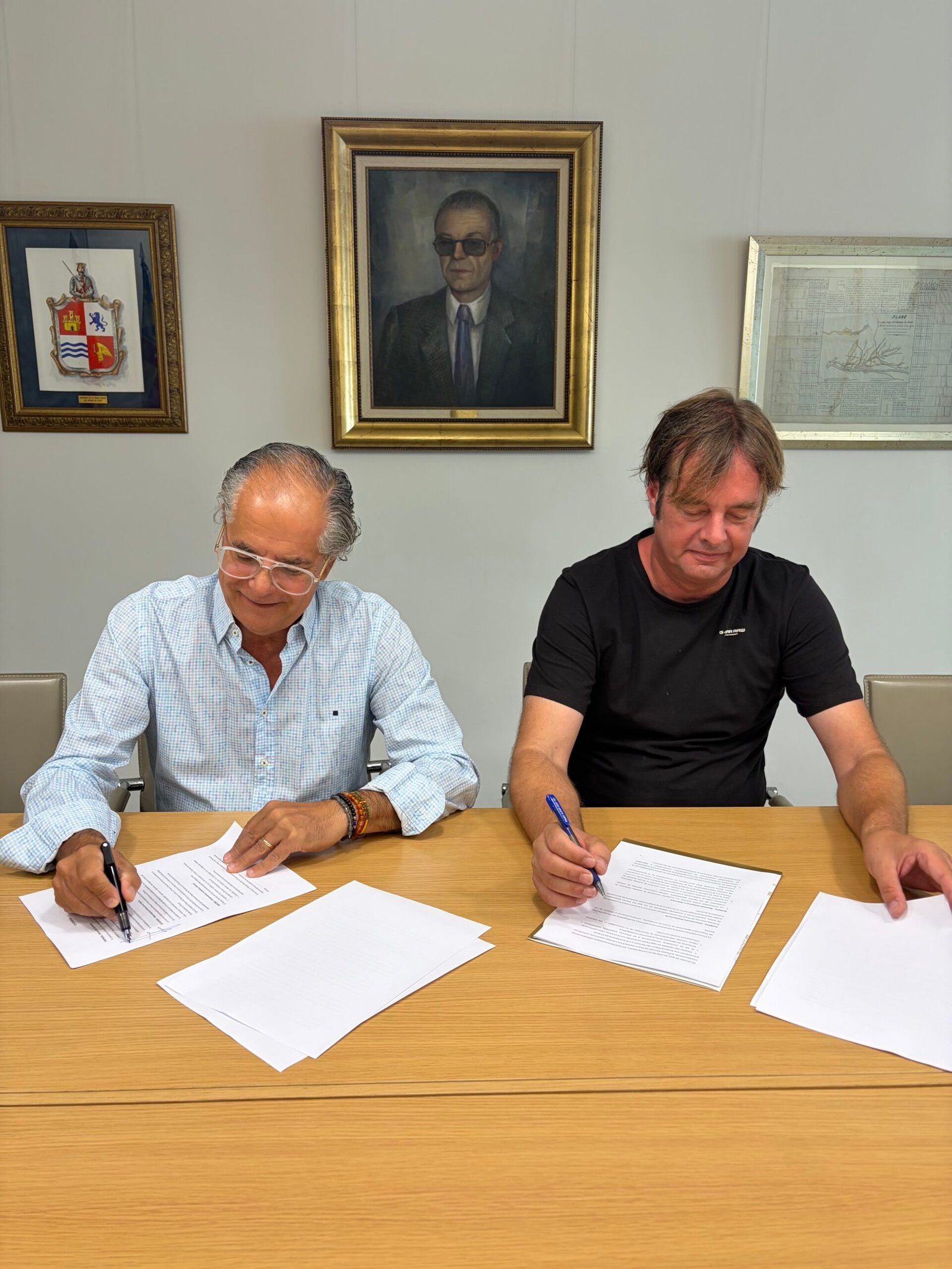 Acto firma convenio (3)