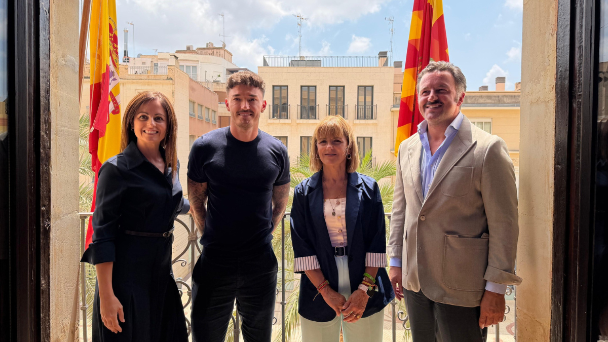 Josan-pregonero-de-las-Fiestas-de-Elche-2026-1